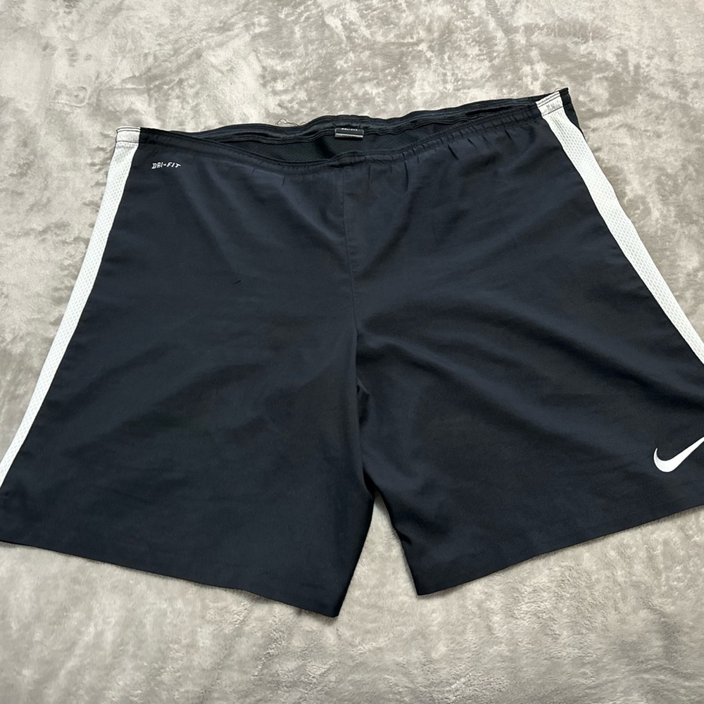 Nike men shorts